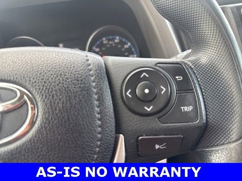 Used 2017 Toyota RAV4 LE image 5