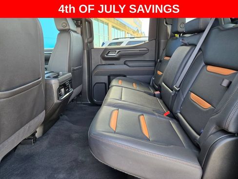 Used 2025 GMC Sierra 1500 AT4 w/ AT4 Premium Package AWD/4WD image 15