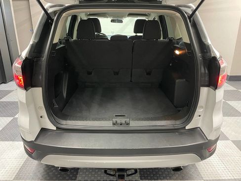 Used 2017 Ford Escape SE image 8