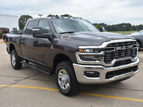 New 2025 RAM 2500 Tradesman image 3