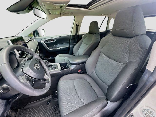 Used 2023 Toyota RAV4 XLE w/ Convenience Package AWD/4WD image 20