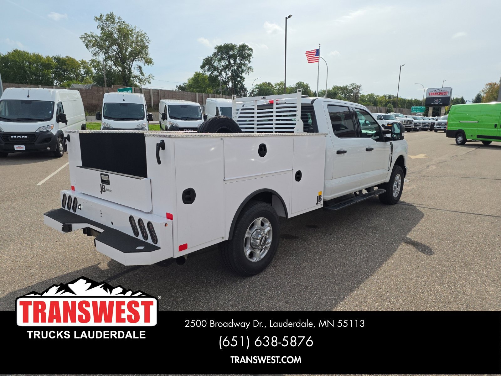 Used 2025 Ford F350 XLT AWD/4WD image 5