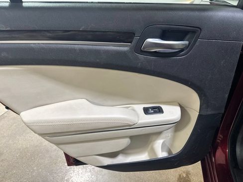 Used 2015 Chrysler 300 Limited w/ Driver Convenience Group AWD/4WD image 20