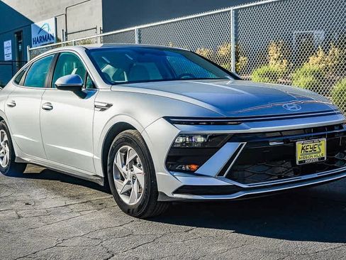 New 2026 Hyundai Sonata SE image 3