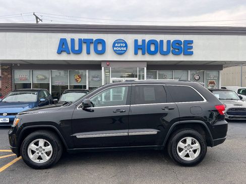Used 2012 Jeep Grand Cherokee Laredo w/ Laredo E Group AWD/4WD image 9