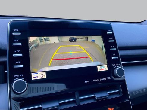 Used 2019 Toyota Avalon Limited FWD image 26