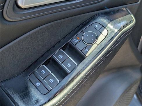 Used 2024 Nissan Rogue SL w/ SL Premium Package FWD image 12