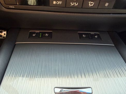 Used 2014 Lexus GS 350 w/ F Sport Package RWD image 29