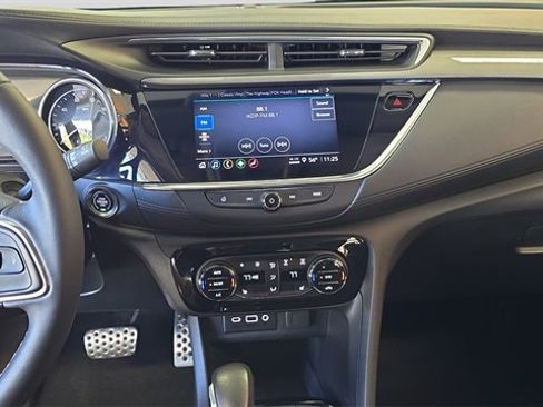 Used 2023 Buick Encore GX Select w/ Sport Touring Package image 21