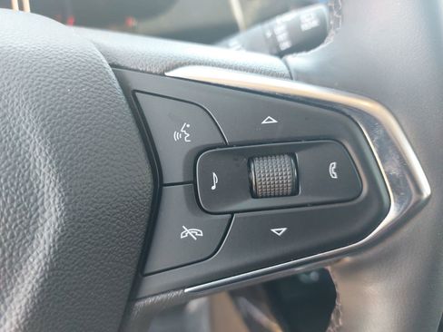 Used 2025 Chevrolet Trax ACTIV w/ Driver Confidence Package FWD image 16