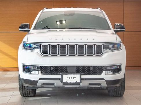 Used 2024 Jeep Wagoneer L Series II w/ Flexible Seating Group image 2