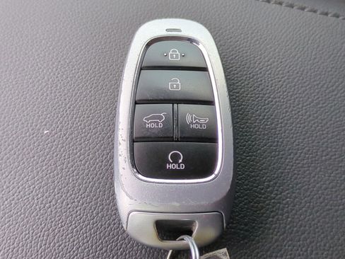 Certified 2025 Hyundai Tucson Limited FWD image 26