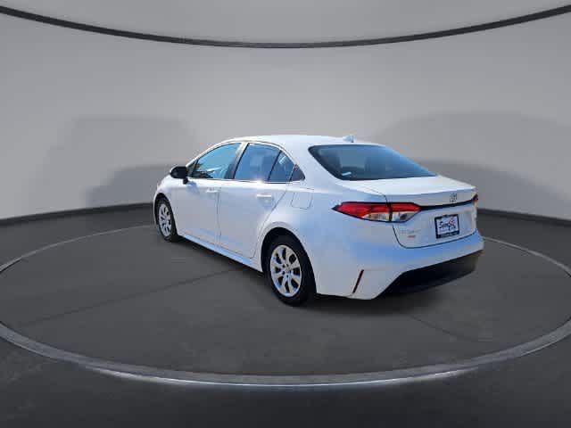 Used 2025 Toyota Corolla LE FWD image 6