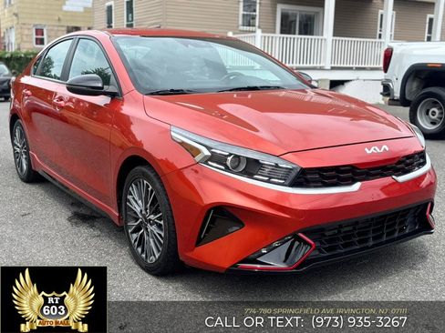 Used 2023 Kia Forte GT-Line FWD image 3