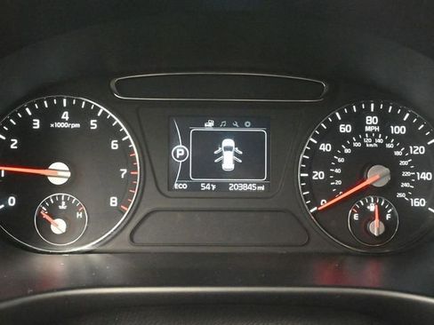 Used 2016 Kia Sorento LX image 26