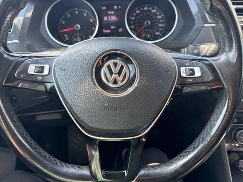 Used 2019 Volkswagen Tiguan SE FWD image 14