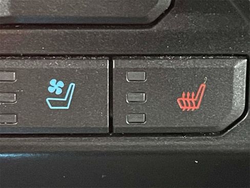 Used 2018 Ford F150 Limited w/ Trailer Tow Package image 19