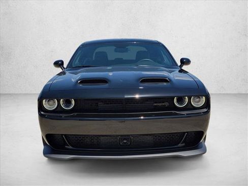 Used 2023 Dodge Challenger SRT Hellcat RWD image 2