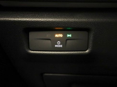 New 2026 Volkswagen Tiguan SE AWD/4WD image 26