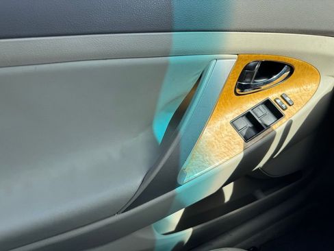 Used 2007 Toyota Camry XLE image 31