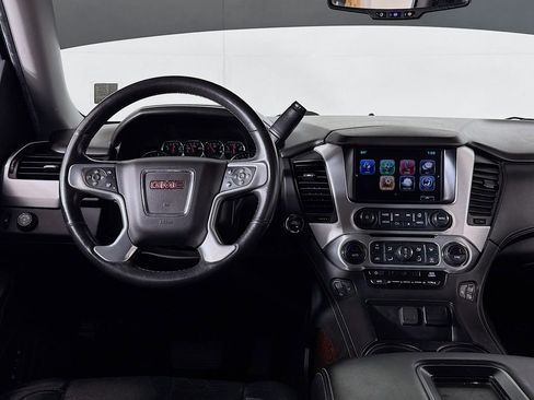 Used 2018 GMC Yukon XL SLT RWD image 14