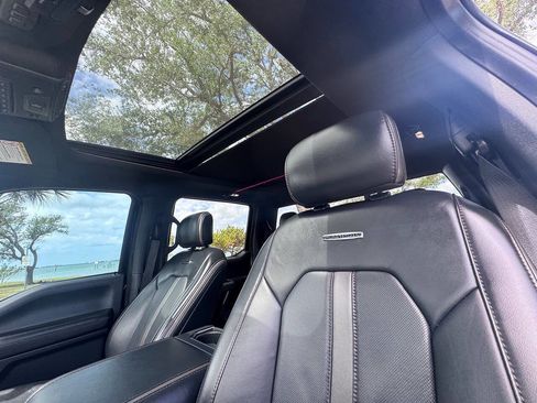 Used 2022 Ford F450 Platinum w/ FX4 Off-Road Package image 22