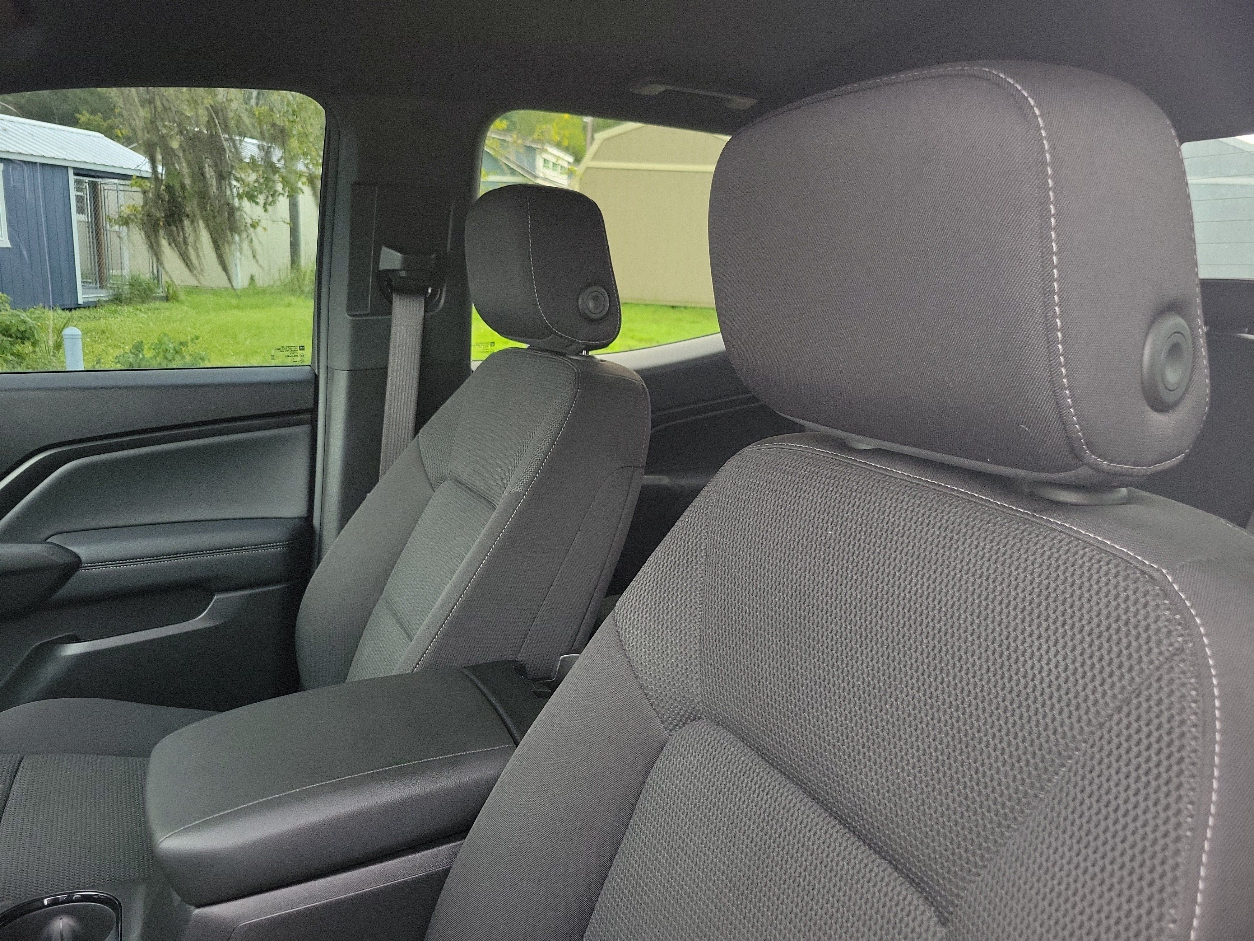 Used 2024 Chevrolet Colorado LT w/ LT Convenience Package RWD image 9