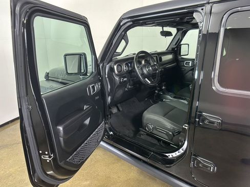 Used 2021 Jeep Wrangler Unlimited Sport AWD/4WD image 2