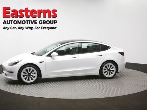 Used 2021 Tesla Model 3 Standard Range Plus image 53