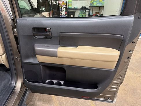 Used 2012 Toyota Tundra 4x4 CrewMax w/ TRD Off-Road Pkg image 20
