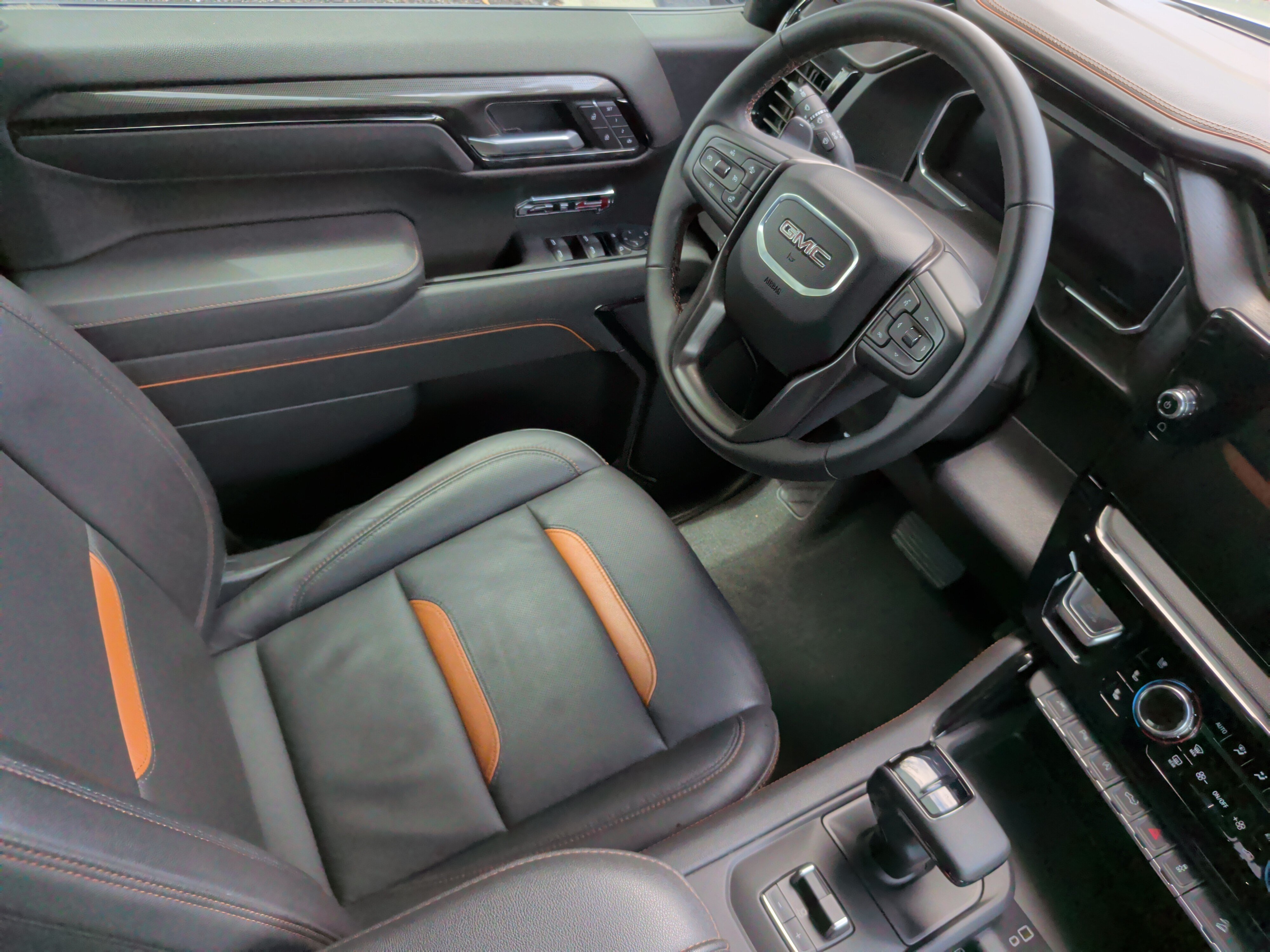 Used 2026 GMC Sierra 1500 AT4 w/ AT4 Premium Package AWD/4WD image 37