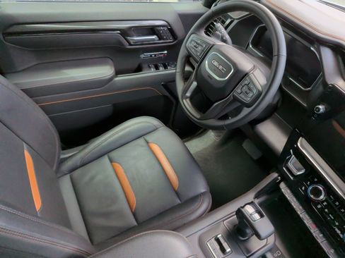 Used 2026 GMC Sierra 1500 AT4 w/ AT4 Premium Package AWD/4WD image 37
