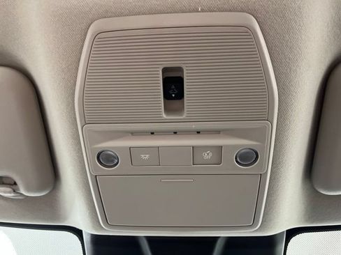 New 2026 Nissan Sentra SR w/ SR Premium Package FWD image 34