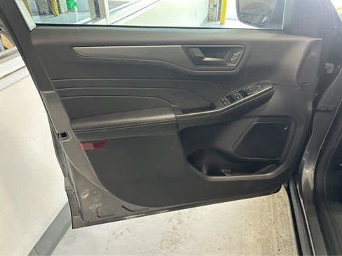 New 2025 Ford Escape Active w/ Cold Weather Package image 4