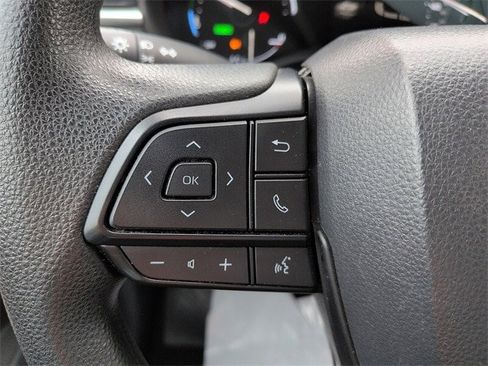 Certified 2024 Toyota Sienna LE image 18