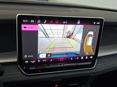 New 2026 Volkswagen Tiguan SE image 4