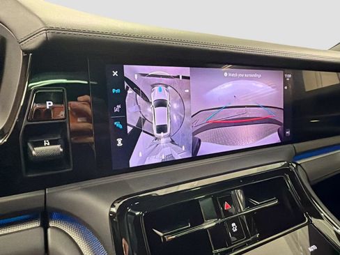 Certified 2025 Porsche Panamera 4 AWD/4WD image 15