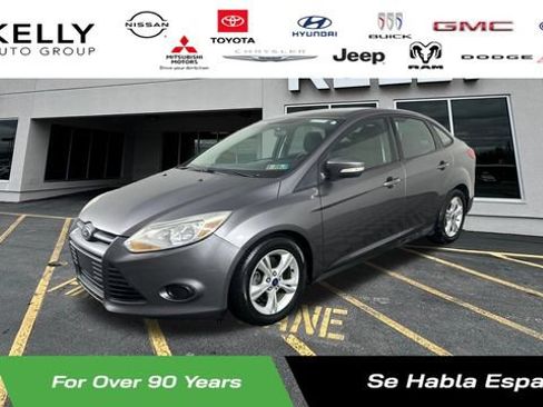 Used 2014 Ford Focus SE FWD image 1