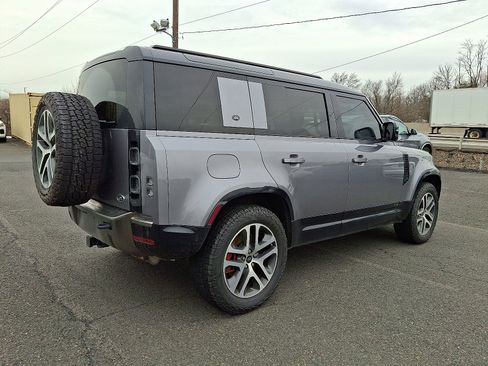 Used 2020 Land Rover Defender 110 X image 2
