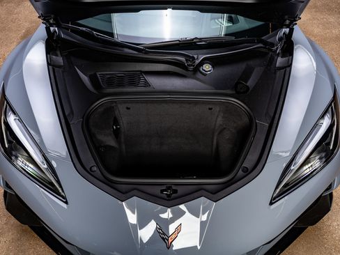 Used 2024 Chevrolet Corvette Z06 image 36