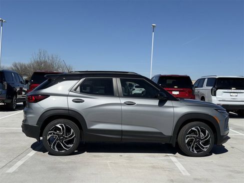 New 2026 Chevrolet TrailBlazer RS w/ Convenience Package image 3