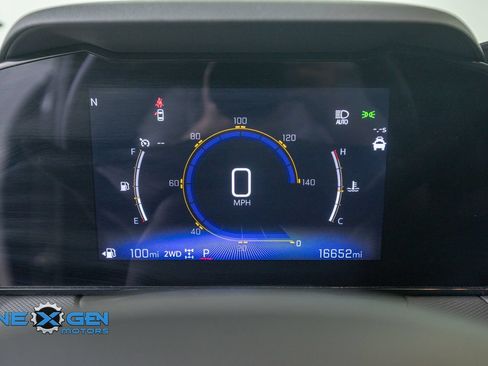 Used 2026 Chevrolet TrailBlazer LT AWD/4WD image 16