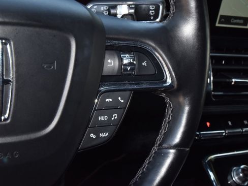 Used 2021 Lincoln Navigator Reserve w/ Luxury Package AWD/4WD image 25