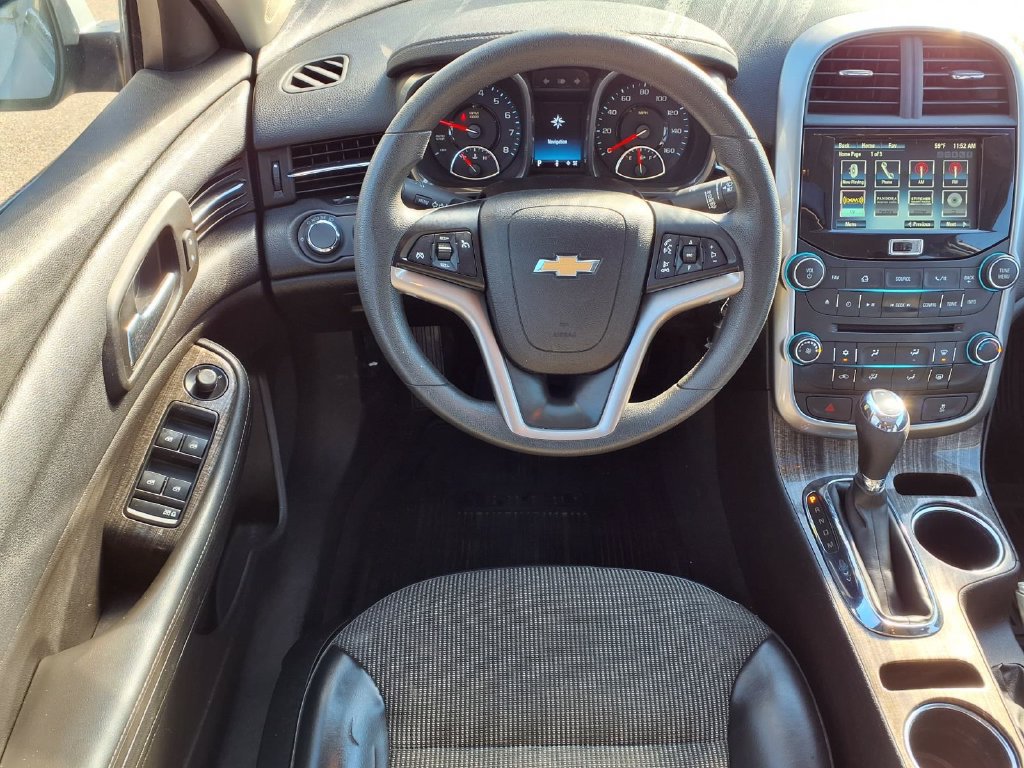 Used 2014 Chevrolet Malibu LT w/ Power Convenience Package FWD image 9