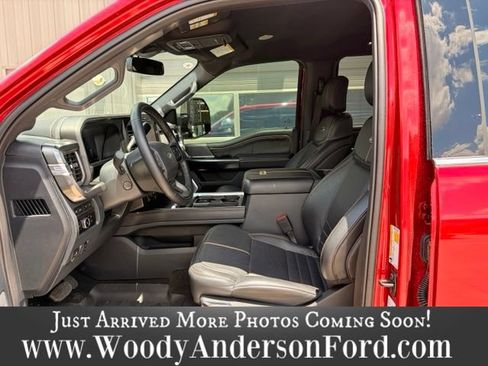 Used 2024 Ford F350 Platinum AWD/4WD image 9