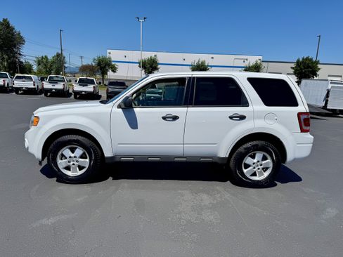 Used 2012 Ford Escape XLS FWD image 7