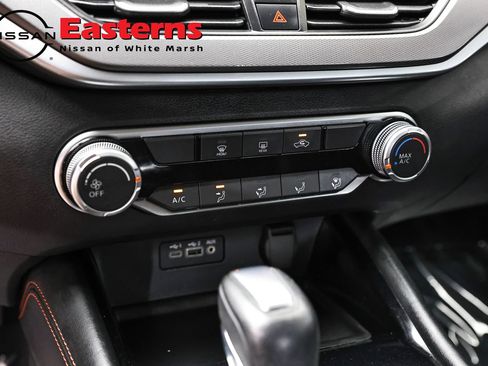 Used 2023 Nissan Altima 2.5 SR AWD/4WD image 19