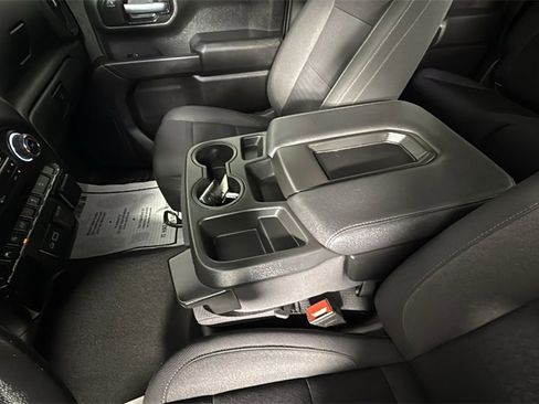 Used 2022 Chevrolet Silverado 1500 Custom Trail Boss w/ LPO, Dark Essentials Package image 36