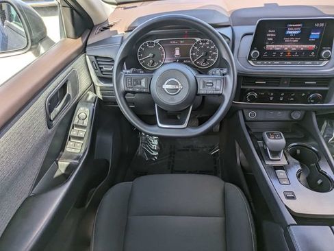 Used 2023 Nissan Rogue S FWD image 16