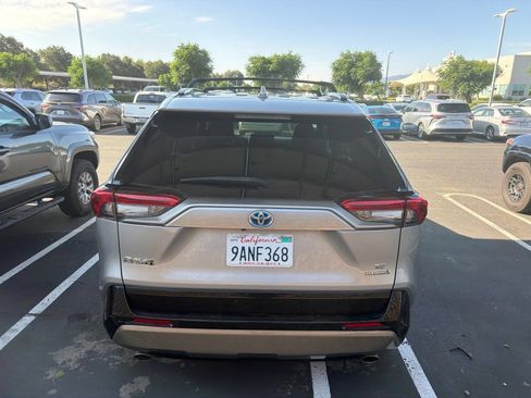 Certified 2022 Toyota RAV4 SE w/ Convenience Package AWD/4WD image 7